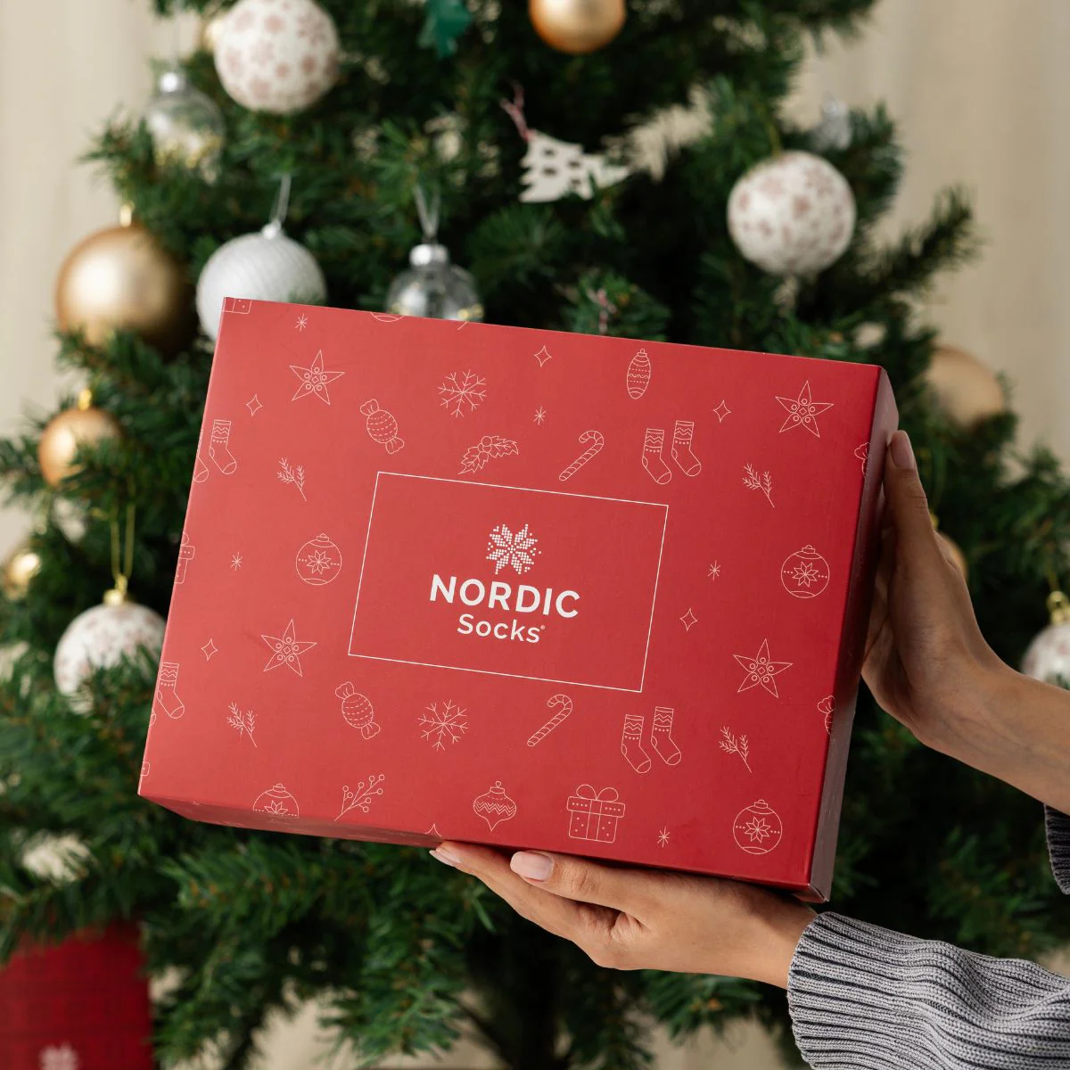 Christmas - Empty Gift Box - Image 8